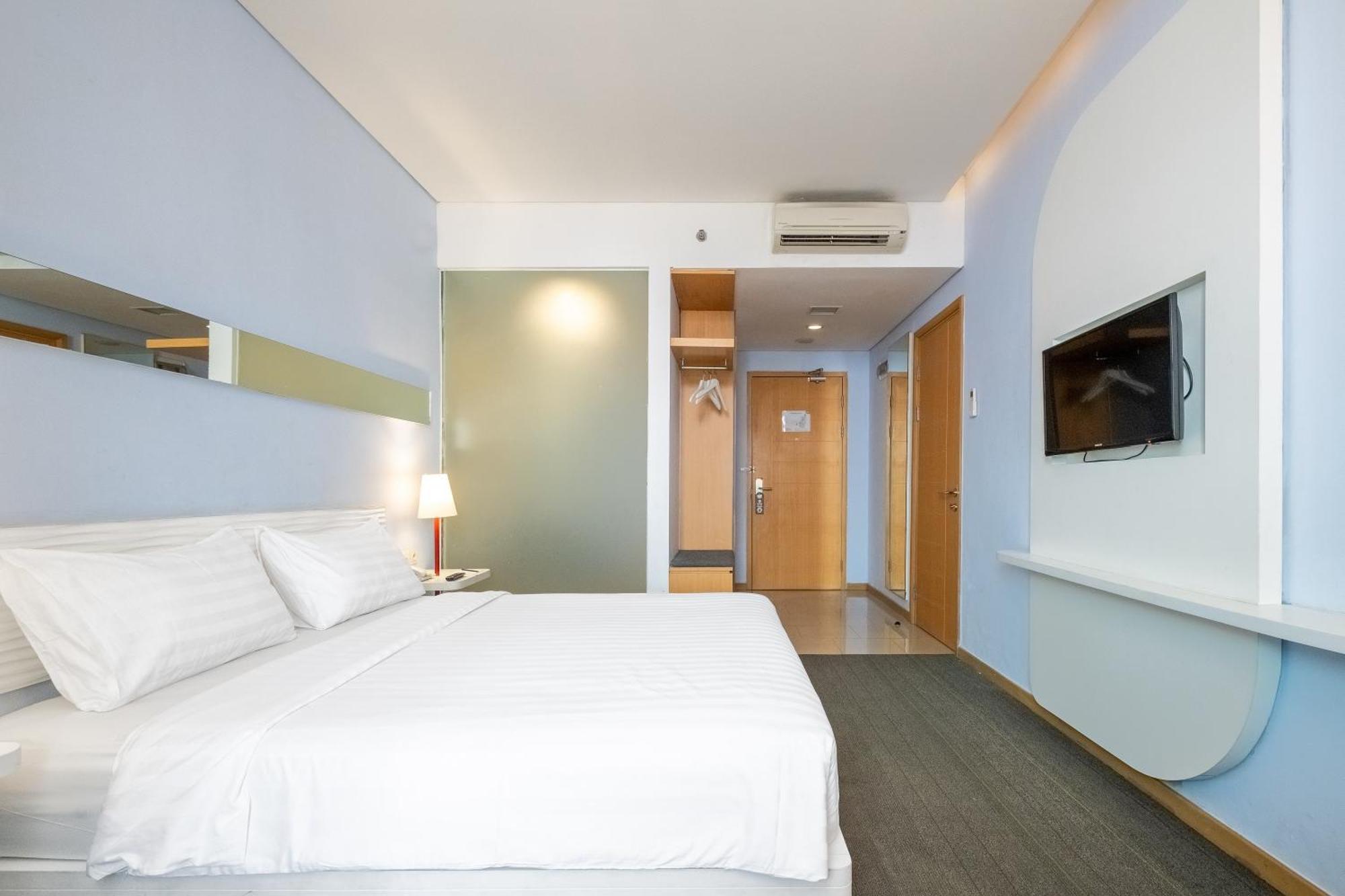 Luminor Hotel Metro Indah - Bandung By Wh Cicadas Exterior photo