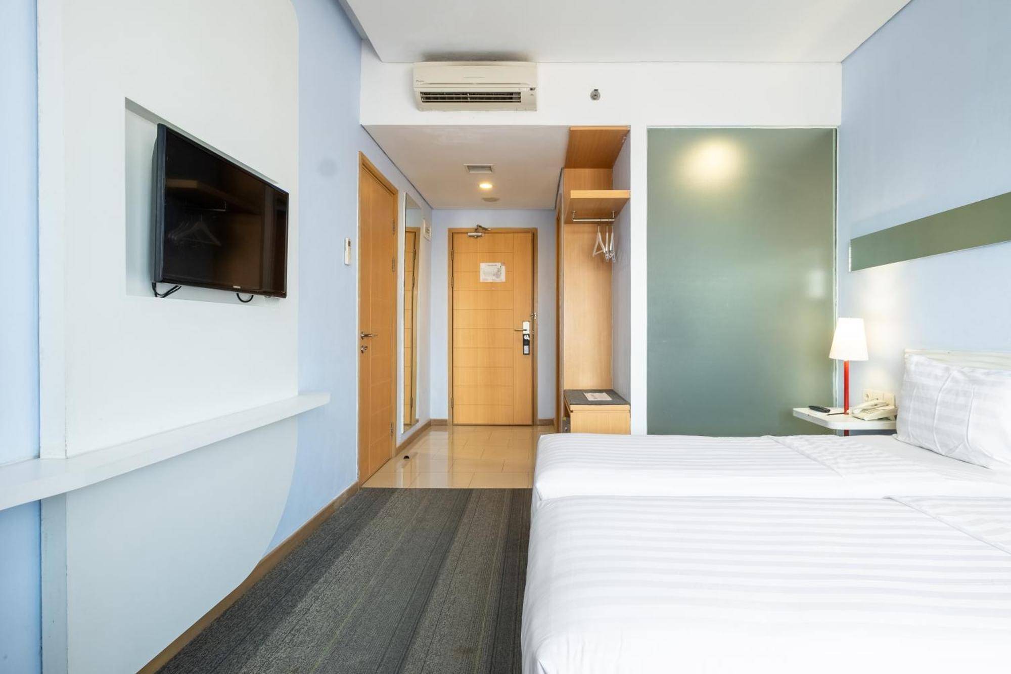 Luminor Hotel Metro Indah - Bandung By Wh Cicadas Exterior photo